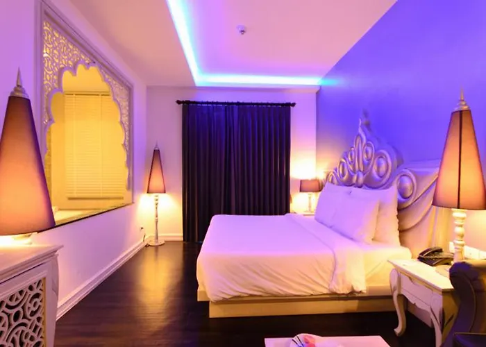 Hotel Chillax 4*