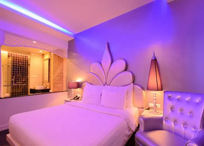 Chillax Hotel