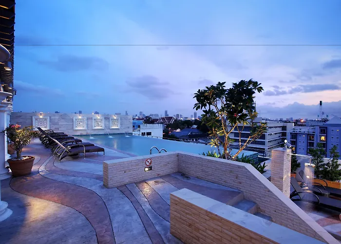 Chillax 4*