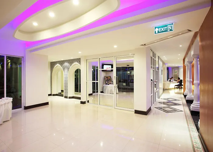 Hotel Chillax 4*