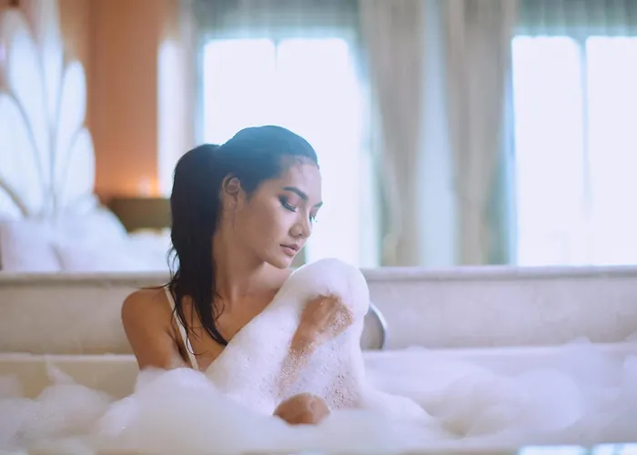 Hotel Chillax - Sha Extra